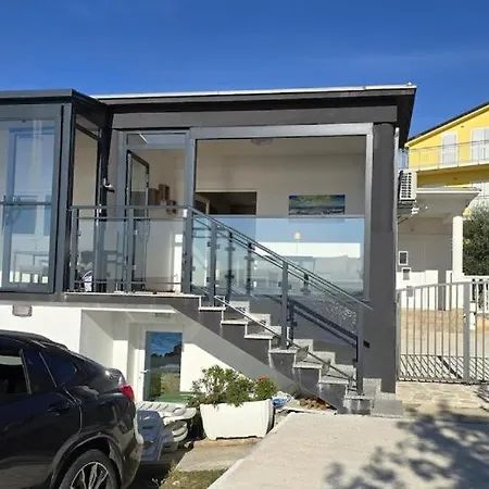 Relax Seline, Na Plazi-on The Seline